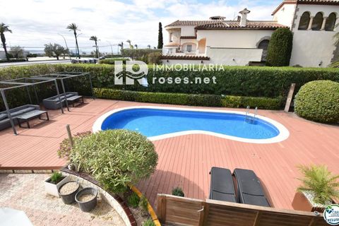 Villa i Empuriabrava, Gerona, Empuriabrava - € 4.500.000 | Ref: 3816 - foto 22