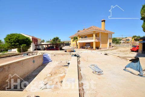 Villa i Mutxamel, Alicante, Mutxamel - € 490.000 | Ref: 144TUR490.FPV-A/3716 - foto 8