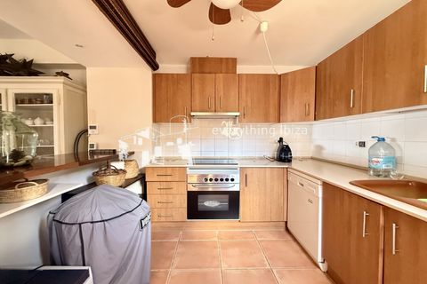 Stadthaus in Cala Tarida, Ibiza, Cala Tarida - € 1.190.000 | Ref: 1900 - Foto 13