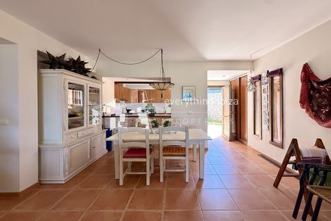Stadthaus in Cala Tarida, Ibiza, Cala Tarida - € 1.190.000 | Ref: 1900 - Foto 19