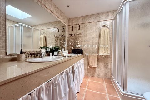 Stadthaus in Cala Tarida, Ibiza, Cala Tarida - € 1.190.000 | Ref: 1900 - Foto 27