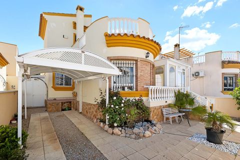 Villa Pinar De Campoverde, Alicante - foto 1