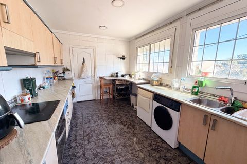 Byhus i Barcelona, Barcelona, Barcelona - € 340.000 | Ref: 877995 - foto 11