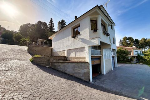 Byhus i Barcelona, Barcelona, Barcelona - € 425.000 | Ref: 881911 - foto 1