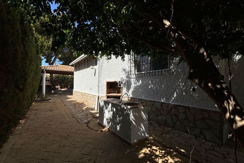 Villa a Torrevieja, Alicante, Torrevieja - € 2.500/mes | Ref: CHA00750 - foto 6