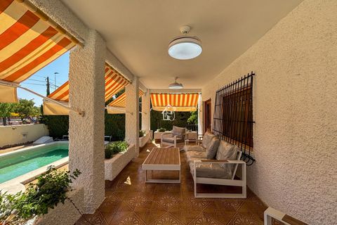 Villa a Torrevieja, Alicante, Torrevieja - € 2.500/mes | Ref: CHA00750 - foto 15