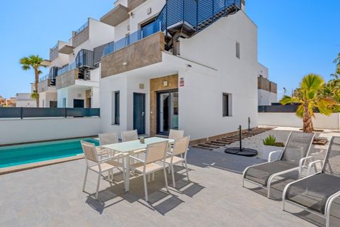 Villa a El Chaparral, Alicante, El Chaparral - € 479.000 | Ref: MLSC1674628 - foto 2