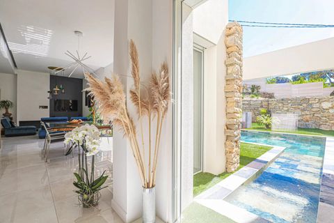 Villa a La Ciotat, Bouches-du-Rhone, La Ciotat - € 1.850.000 | Ref: HH-16179017 - foto 4