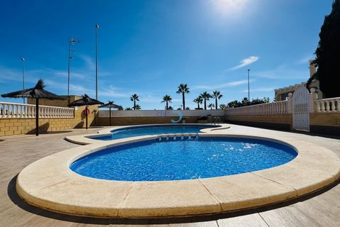 Villa i Cabo Roig, Alicante, Cabo Roig - € 279.000 | Ref: P8401 - foto 33