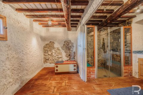 Villa a Carrara, Massa and Carrara, Carrara - € 448.000 | Ref: R06188CAVI - foto 24