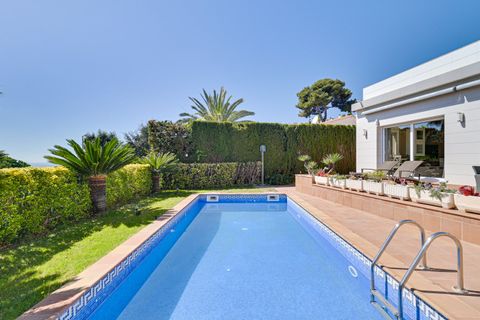 Villa a Lloret De Mar, Gerona, Lloret De Mar - € 900.000 | Ref: LM20 - foto 3