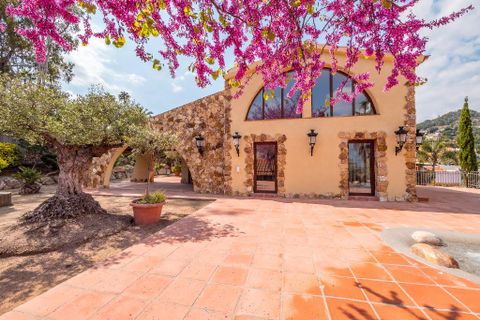 Villa a Blanes, Gerona, Blanes - € 1.950.000 | Ref: B16 - foto 2