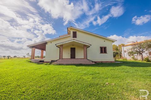 Villa a Grosseto, Grosseto, Grosseto - € 700.000 | Ref: R054899GRVI - foto 2