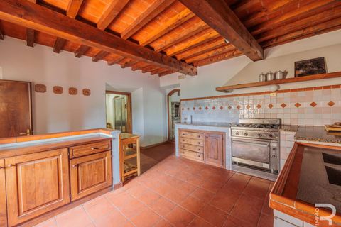 Landejendom i Carmignano, Prato, Carmignano - € 900.000 | Ref: R05360CARU - foto 33