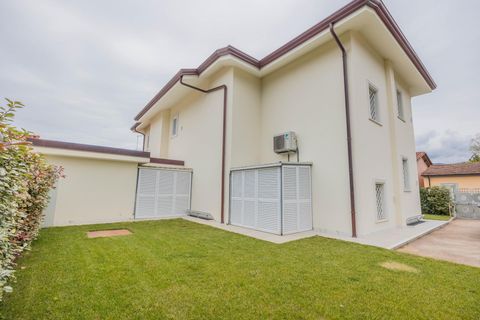 Villa i Pietrasanta, Lucca, Pietrasanta - € 1.400.000 | Ref: R05307PIVI - foto 2