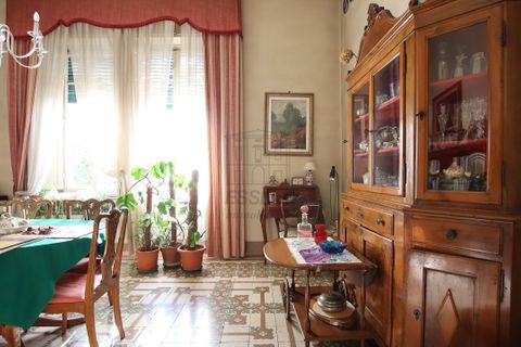 Villa i Lucca, Lucca, Lucca - € 1.100.000 | Ref: IA00349 - foto 3