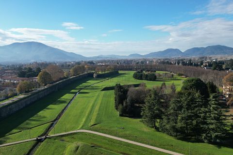 Villa i Lucca, Lucca, Lucca - € 1.100.000 | Ref: IA00349 - foto 20