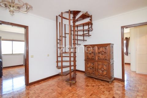 Villa i Carcavelos, Lisbon, Carcavelos - € 1.995.000 | Ref: ZMPT580164 - foto 41