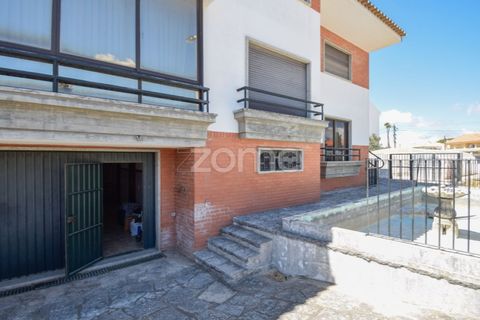 Villa i Carcavelos, Lisbon, Carcavelos - € 1.995.000 | Ref: ZMPT580164 - foto 46