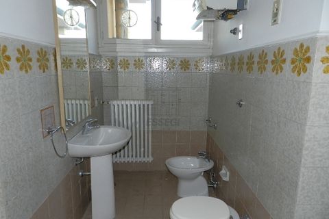 Apartament a Lucca, Lucca, Lucca - € 830/mes | Ref: AF00935-1 - foto 5