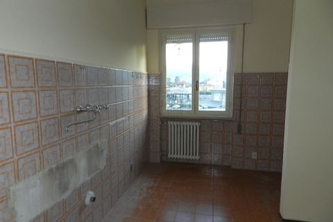 Apartament a Lucca, Lucca, Lucca - € 830/mes | Ref: AF00935-1 - foto 10