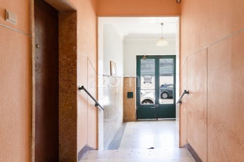 Lejlighed i Queluz, Lisbon, Queluz - € 287.500 | Ref: ZMPT588499 - foto 4
