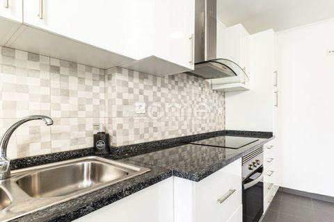 Lejlighed i Queluz, Lisbon, Queluz - € 287.500 | Ref: ZMPT588499 - foto 15