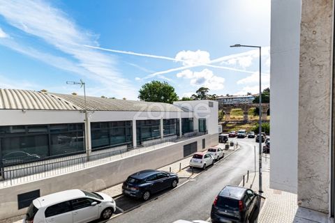 Lejlighed i Queluz, Lisbon, Queluz - € 287.500 | Ref: ZMPT588499 - foto 24