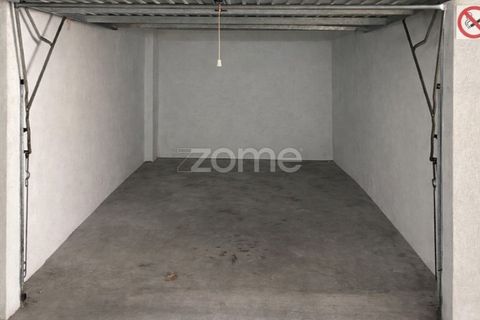 Garage i Alges, Lisbon, Alges - € 45.500 | Ref: ZMPT588816 - foto 2