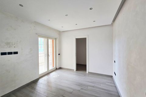 Apartament a Volla, Naples, Volla - € 750/mes | Ref: VML-1661 - foto 12