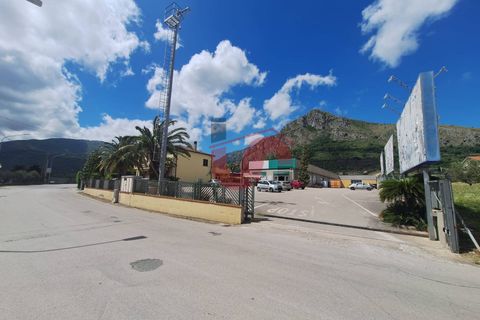 Erhvervsejendom i Benevento, Benevento, Benevento - € 1.700.000 | Ref: AA39868 - foto 2