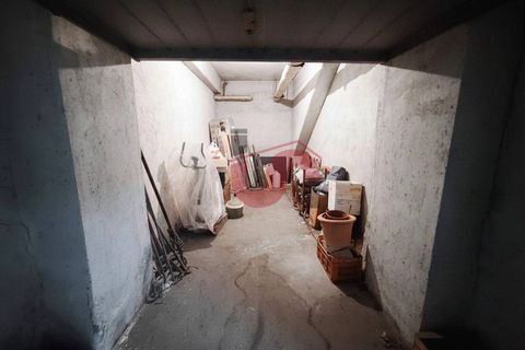 Parkeringsplads i Benevento, Benevento, Benevento - € 13.000 | Ref: AA39890 - foto 8