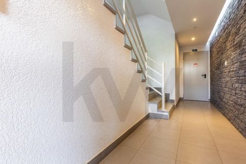 Lejlighed i Carcavelos, Lisbon, Carcavelos - € 1.620.000 | Ref: KWPT-026558 - foto 32