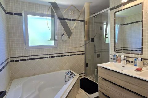 Villa i Lescar, Pyrenees-Atlantiques, Lescar - € 462.000 | Ref: 87010425 - foto 7