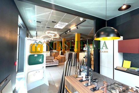 L'establiment comercial a Moncalieri, Turin, Moncalieri - € 3.500/mes | Ref: CENS-46615 - foto 10