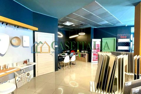 L'establiment comercial a Moncalieri, Turin, Moncalieri - € 3.500/mes | Ref: CENS-46615 - foto 11