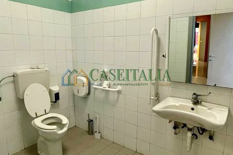 L'establiment comercial a Moncalieri, Turin, Moncalieri - € 3.500/mes | Ref: CENS-46615 - foto 18