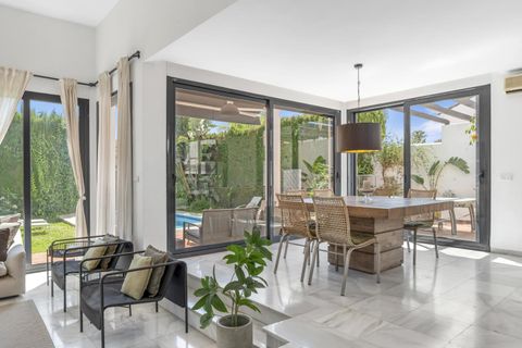 Villa a Marbella, Malaga, Marbella - € 1.400.000 | Ref: OL626Sena - foto 32