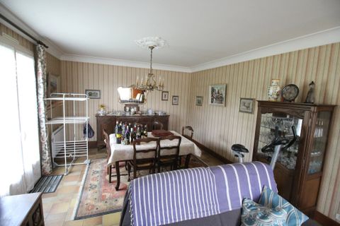 Villa a Aunac, Charente, Aunac - € 200.000 | Ref: BVI85335 - foto 5