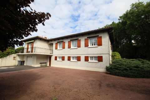 Villa a Aunac, Charente, Aunac - € 200.000 | Ref: BVI85335 - foto 13