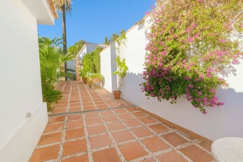 Villa i Marbella, Malaga, Marbella - € 1.535.000 | Ref: SMSM1011 - foto 44
