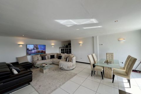 Villa a El Chaparral, Malaga, El Chaparral - € 1.200.000 | Ref: R5389117 - foto 23