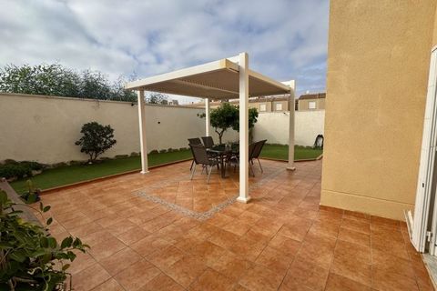 Villa i Torrevieja, Alicante, Torrevieja - € 398.995 | Ref: MLSC3047670 - foto 15