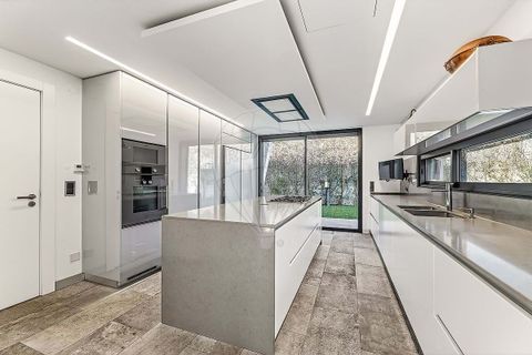 Villa i Cascais, Lisbon, Cascais - € 3.500.000 | Ref: 121021135-177 - foto 14