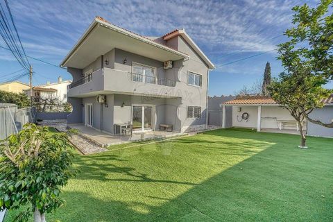 Villa i Cascais, Lisbon, Cascais - € 950.000 | Ref: 121021215-231 - foto 1
