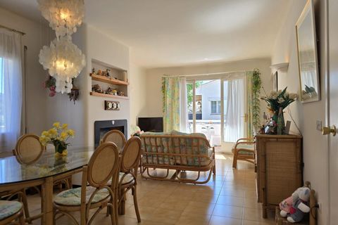 Rækkehus i L'Estartit, Gerona, L'Estartit - € 320.000 | Ref: fincasas.net/property/venta-casa-chalet-ref-241-es - foto 7