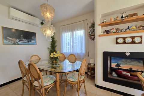 Rækkehus i L'Estartit, Gerona, L'Estartit - € 320.000 | Ref: fincasas.net/property/venta-casa-chalet-ref-241-es - foto 10
