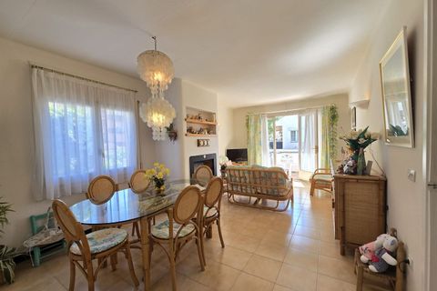 Rækkehus i L'Estartit, Gerona, L'Estartit - € 320.000 | Ref: fincasas.net/property/venta-casa-chalet-ref-241-es - foto 14