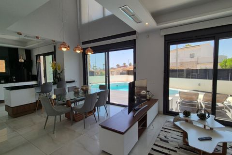 Villa a Torrevieja, Alicante, Torrevieja - € 785.000 | Ref: CSPX-68546 - foto 14