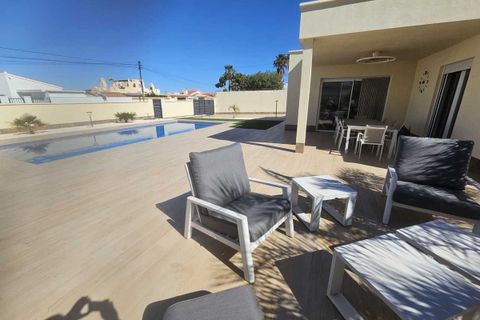 Villa a Torrevieja, Alicante, Torrevieja - € 775.000 | Ref: CSPX-19023 - foto 6